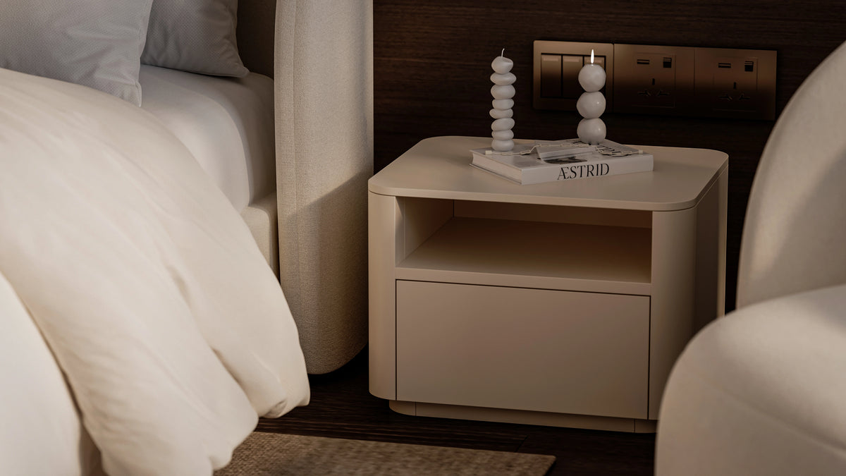 BEDROOM image 3